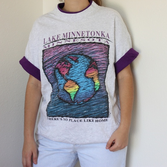 Vintage Tops - Vintage '93 Lake Minnetonka Tee